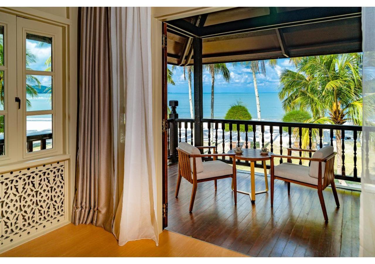 Pelangi Beach Resort And Spa لانكاوي المظهر الخارجي الصورة A view of the beach from a room at the resort