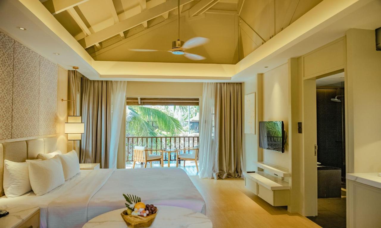Pelangi Beach Resort And Spa لانكاوي المظهر الخارجي الصورة A room at the resort